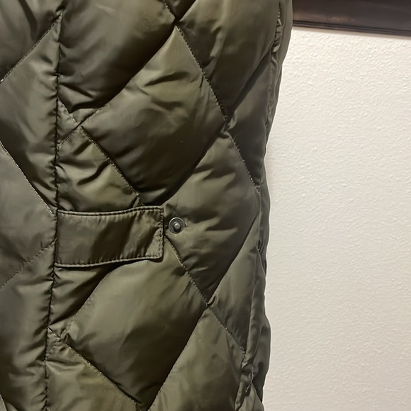 Eddie Bauer Premium Goose Down Quilted Puffer Vest Medium Zip Pockets Brown - Picture 3 of 16
